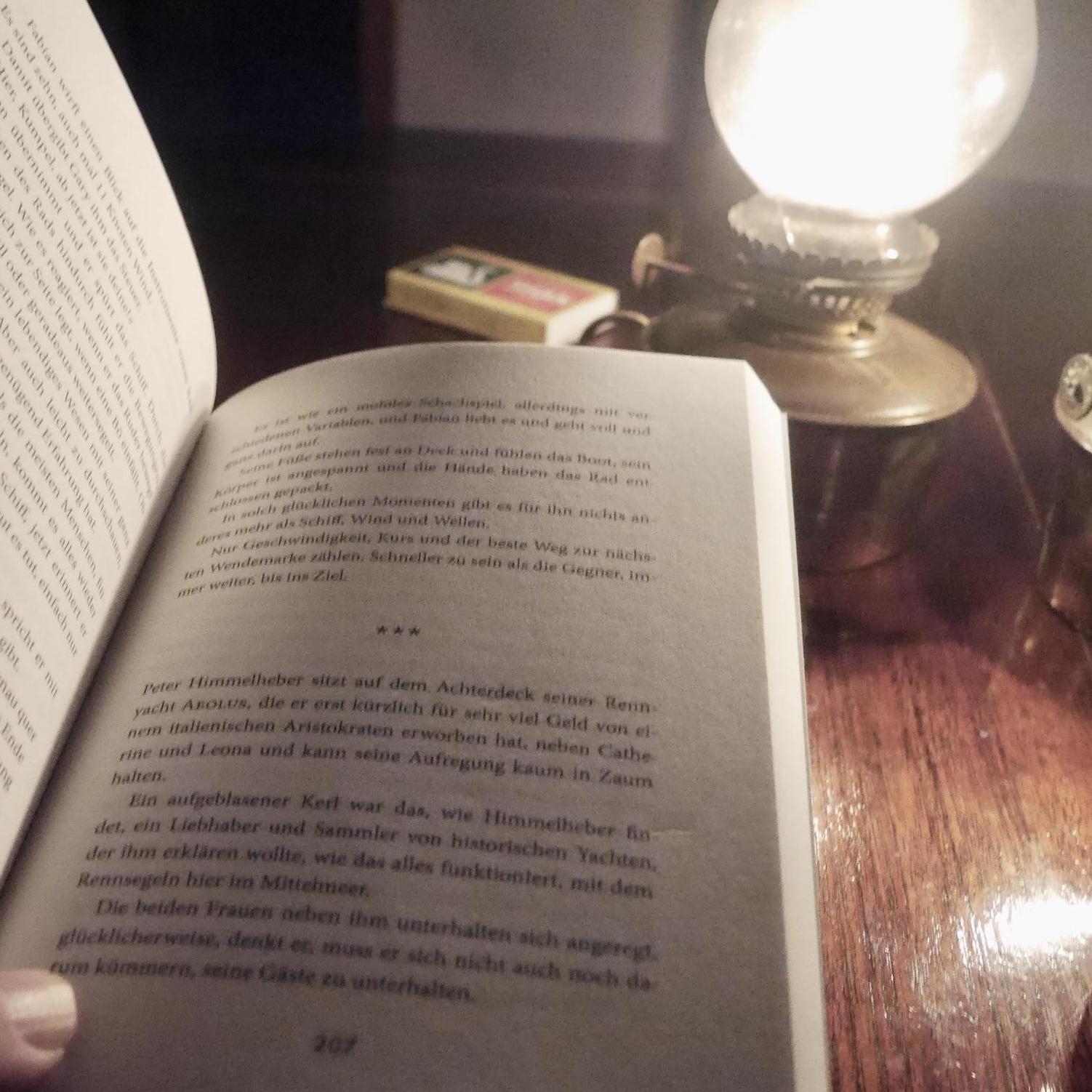 Bücher über das Segeln und das Meer